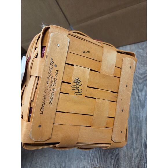 Longaberger 1996 Light The Fire Within Bee Basket Large Berry Signed - Picture 4 of 7